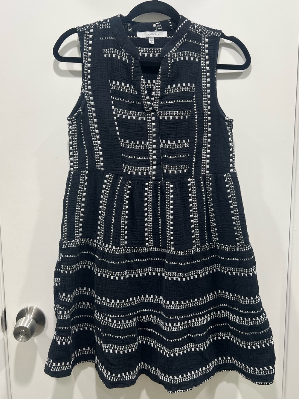 Macys Fever 100% Cotton Gauze. Black and White Sleeveless Patterned Dress